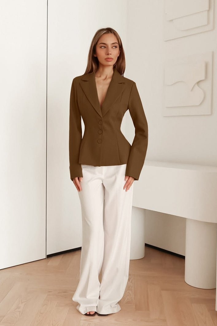 SOERA Vivienne Fitted V - Neck Padded Shoulder Blazer - Jacket -  Brown S