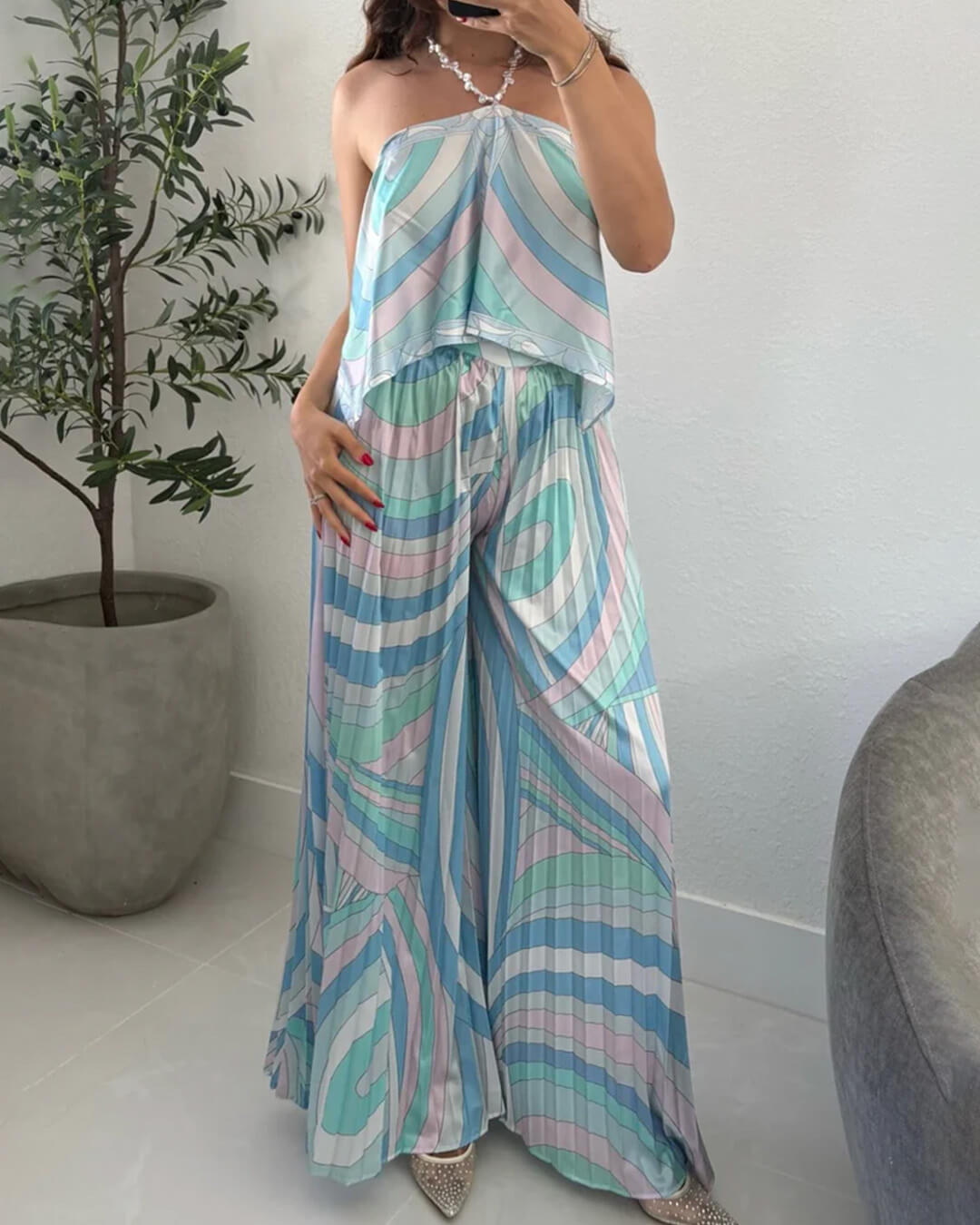 SOERA Bianca Pleated Capri Pants Co-Ord Set - Set -  Blue S
